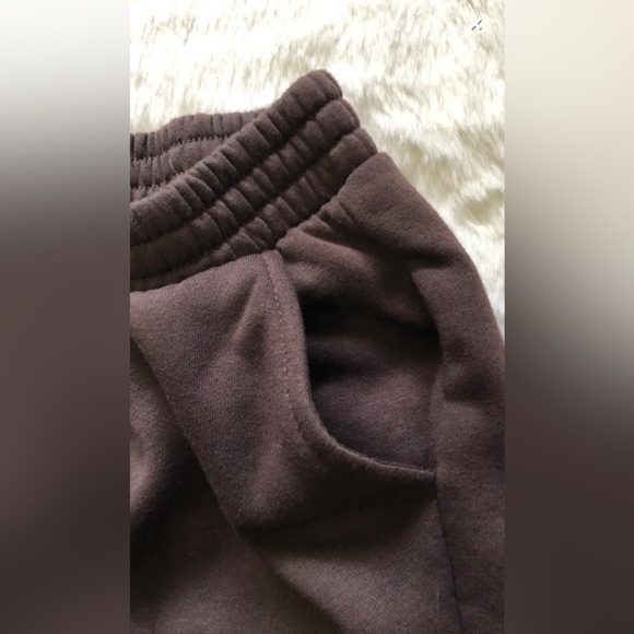 Sweatpants - Picture 5 of 6